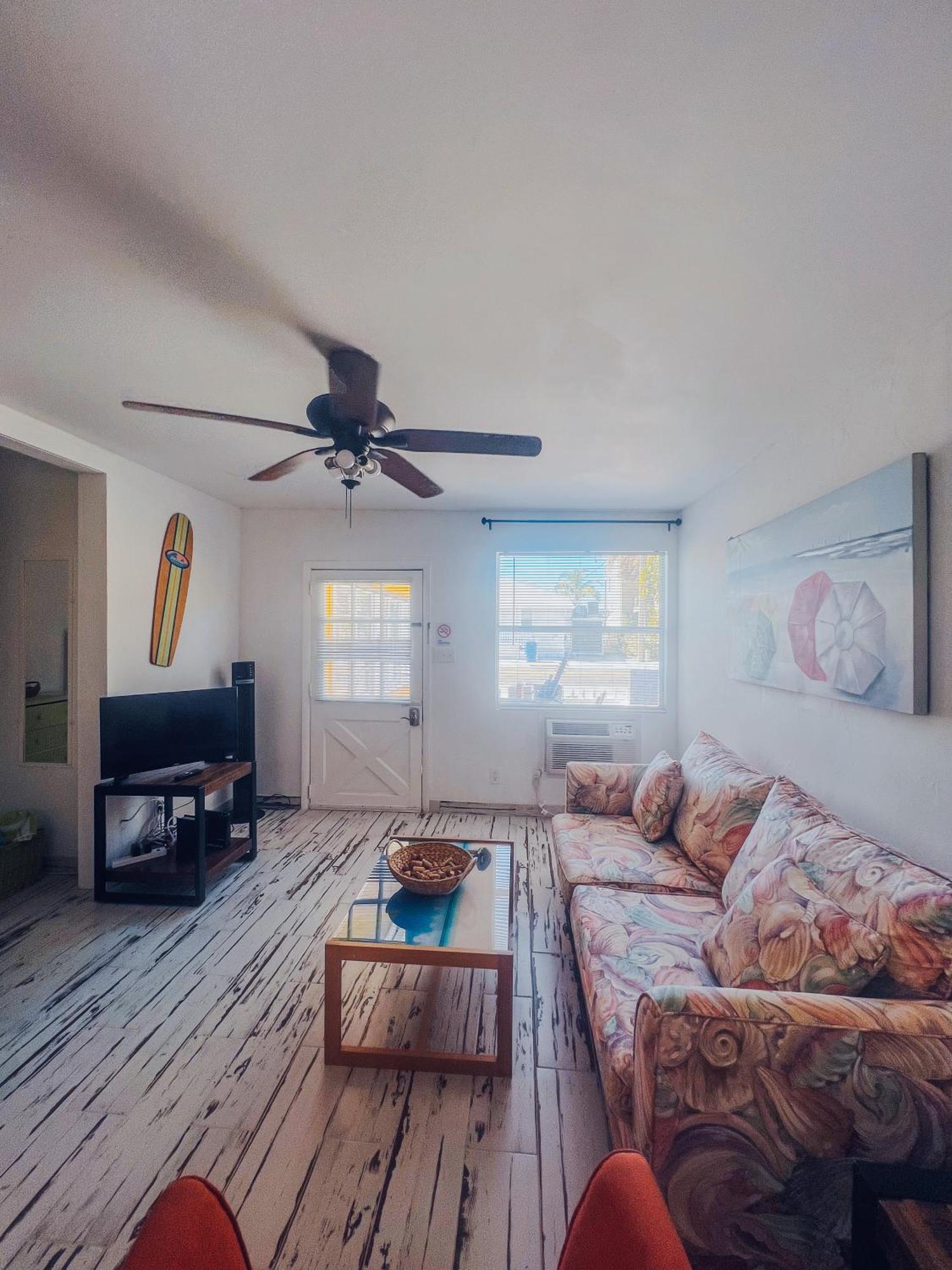 Playa Esmeralda One Bedroom Cottages Bradenton Beach Exterior photo