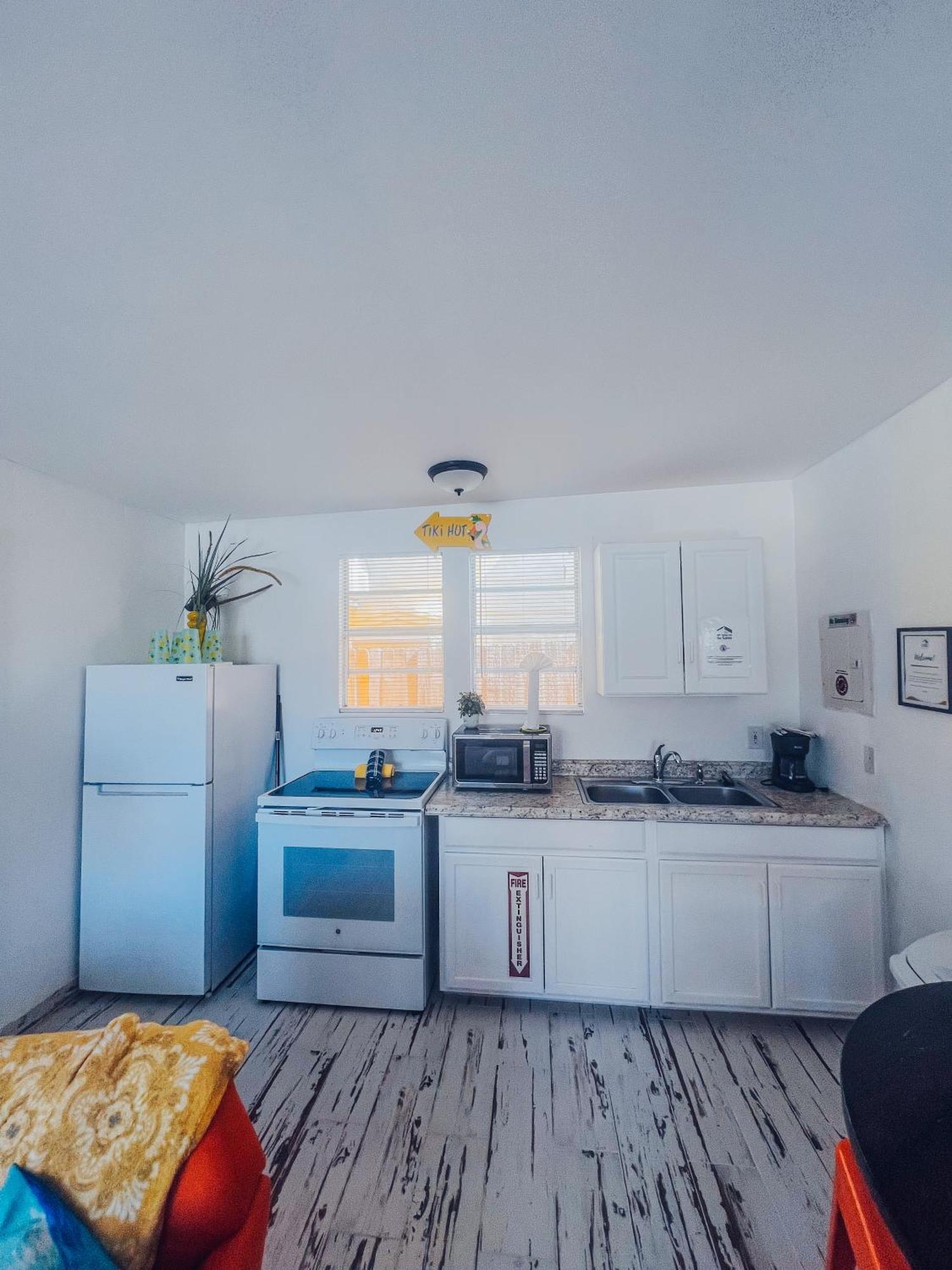 Playa Esmeralda One Bedroom Cottages Bradenton Beach Exterior photo