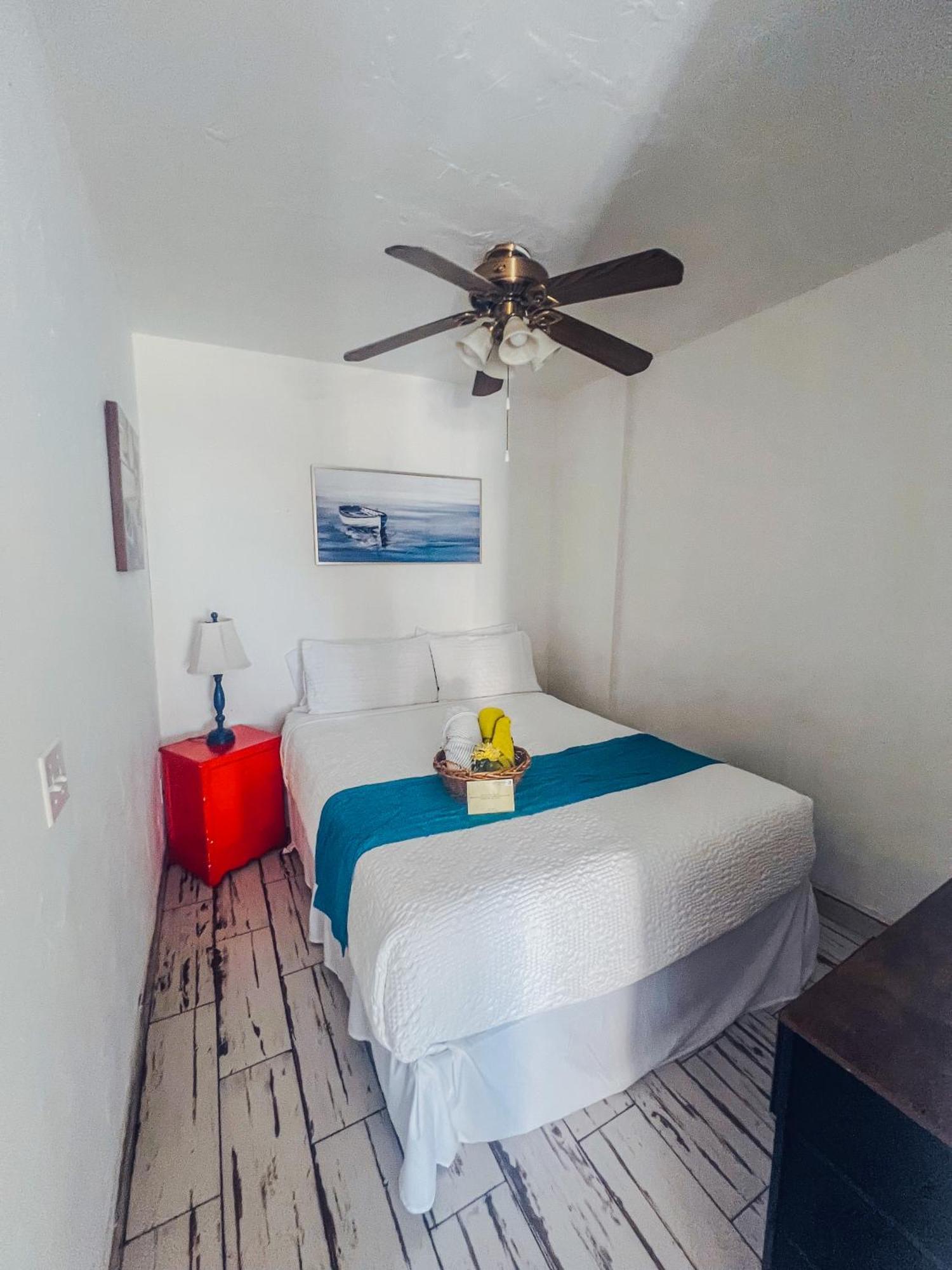 Playa Esmeralda One Bedroom Cottages Bradenton Beach Exterior photo