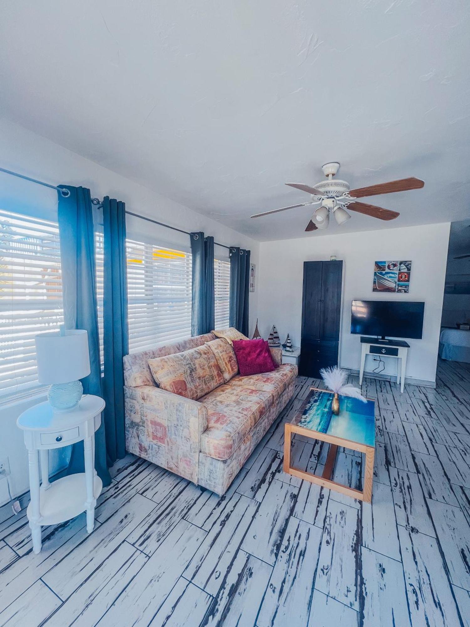 Playa Esmeralda One Bedroom Cottages Bradenton Beach Exterior photo