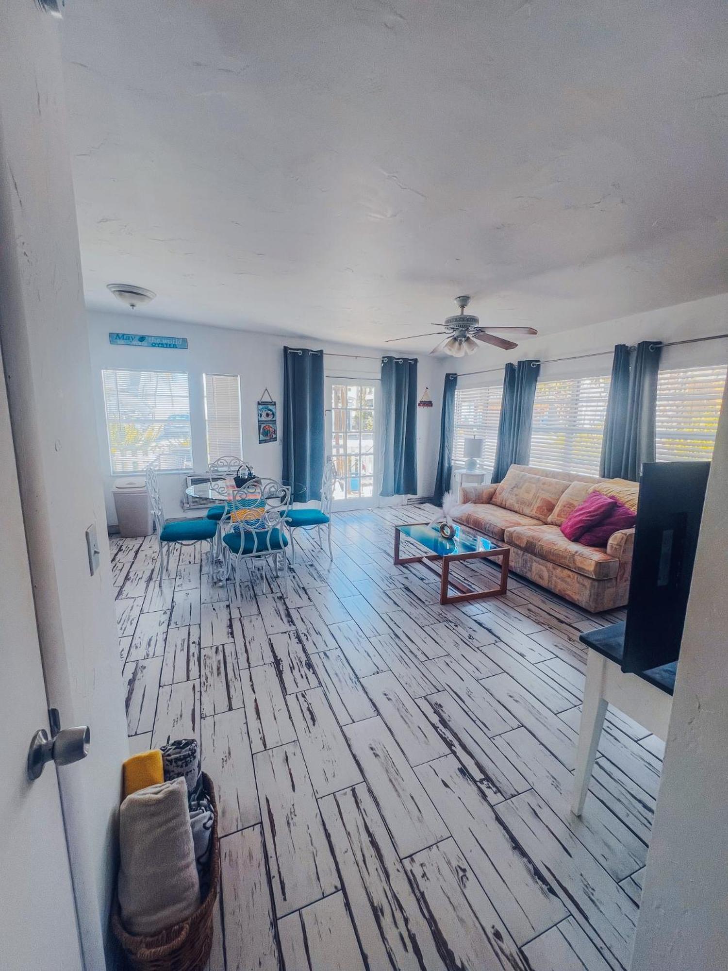 Playa Esmeralda One Bedroom Cottages Bradenton Beach Exterior photo