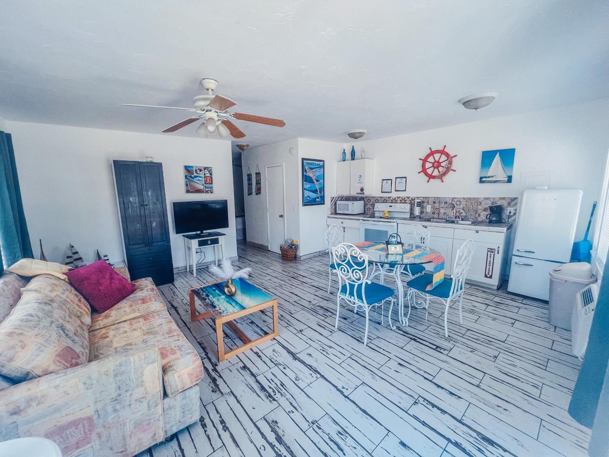Playa Esmeralda One Bedroom Cottages Bradenton Beach Exterior photo