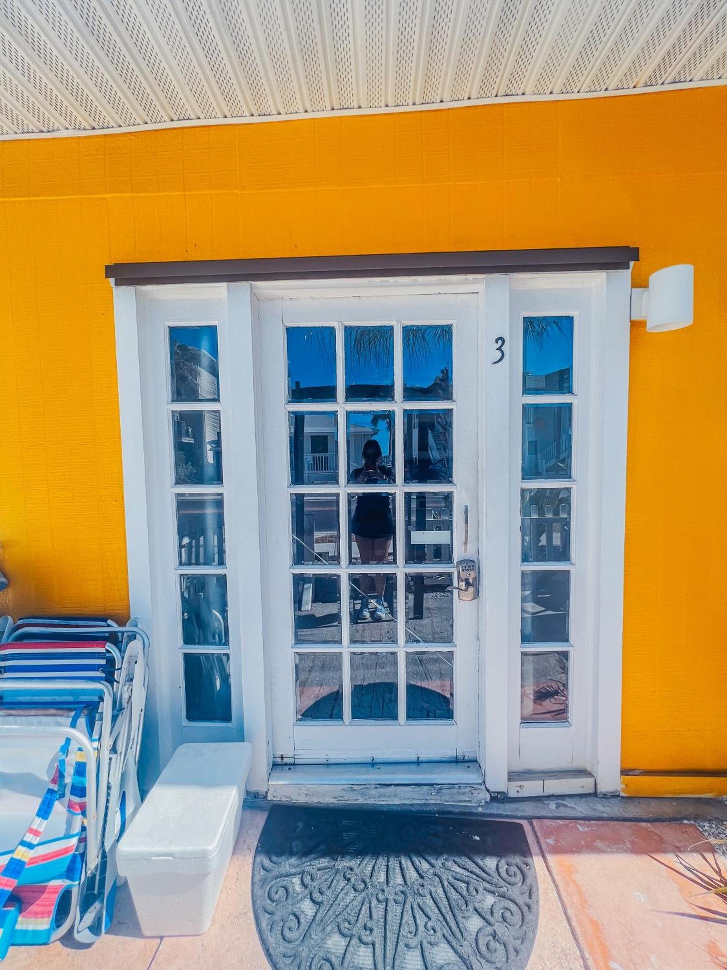 Playa Esmeralda One Bedroom Cottages Bradenton Beach Exterior photo