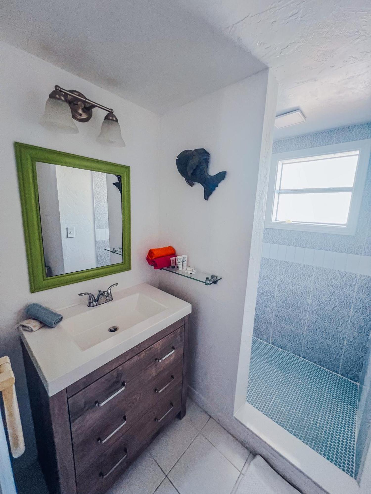 Playa Esmeralda One Bedroom Cottages Bradenton Beach Exterior photo