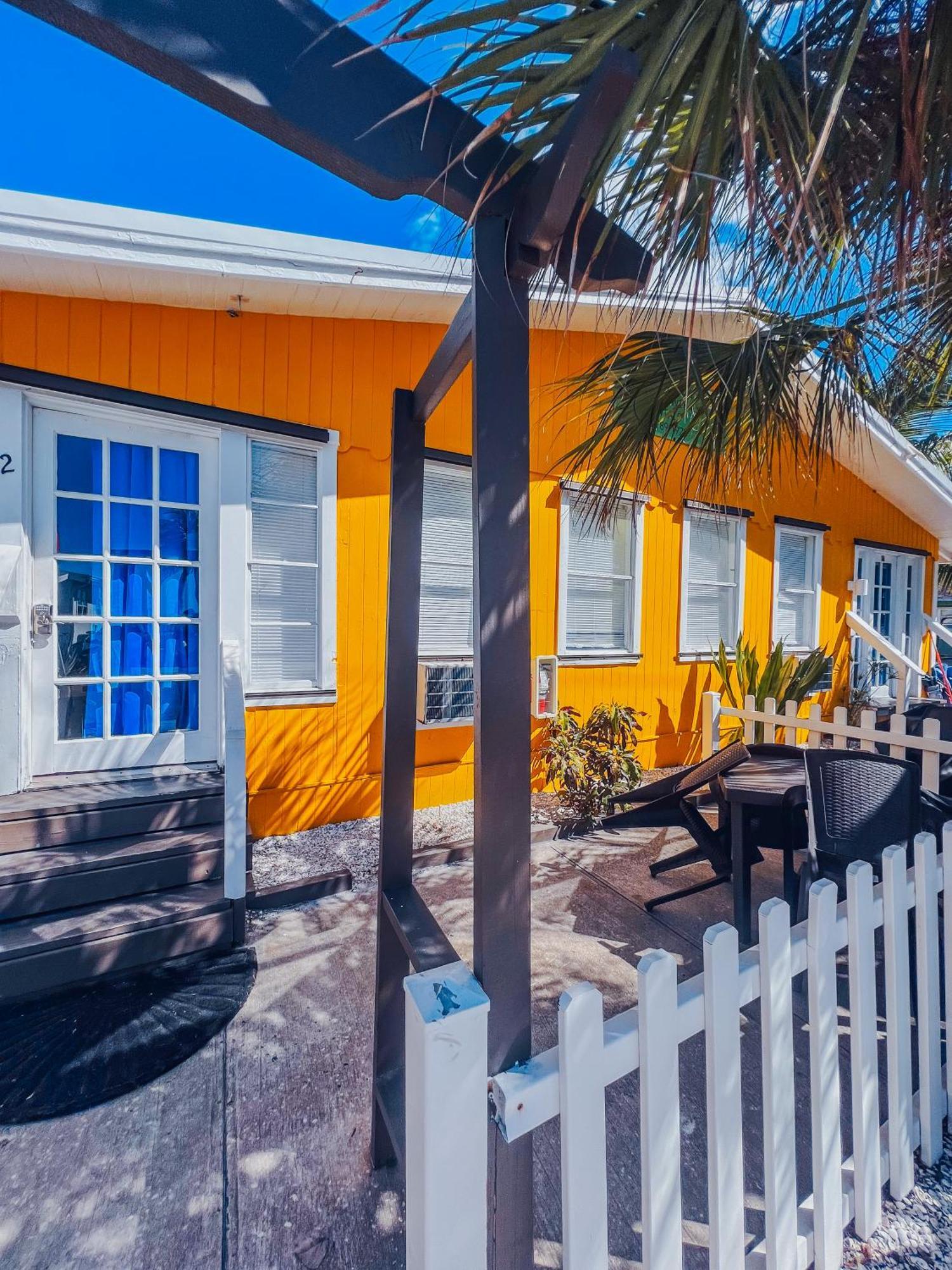 Playa Esmeralda One Bedroom Cottages Bradenton Beach Exterior photo
