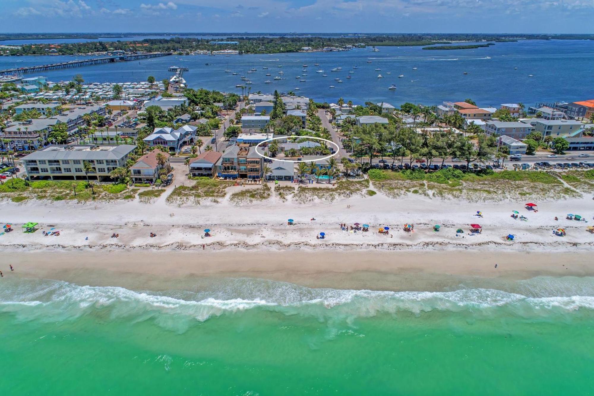 Playa Esmeralda One Bedroom Cottages Bradenton Beach Exterior photo
